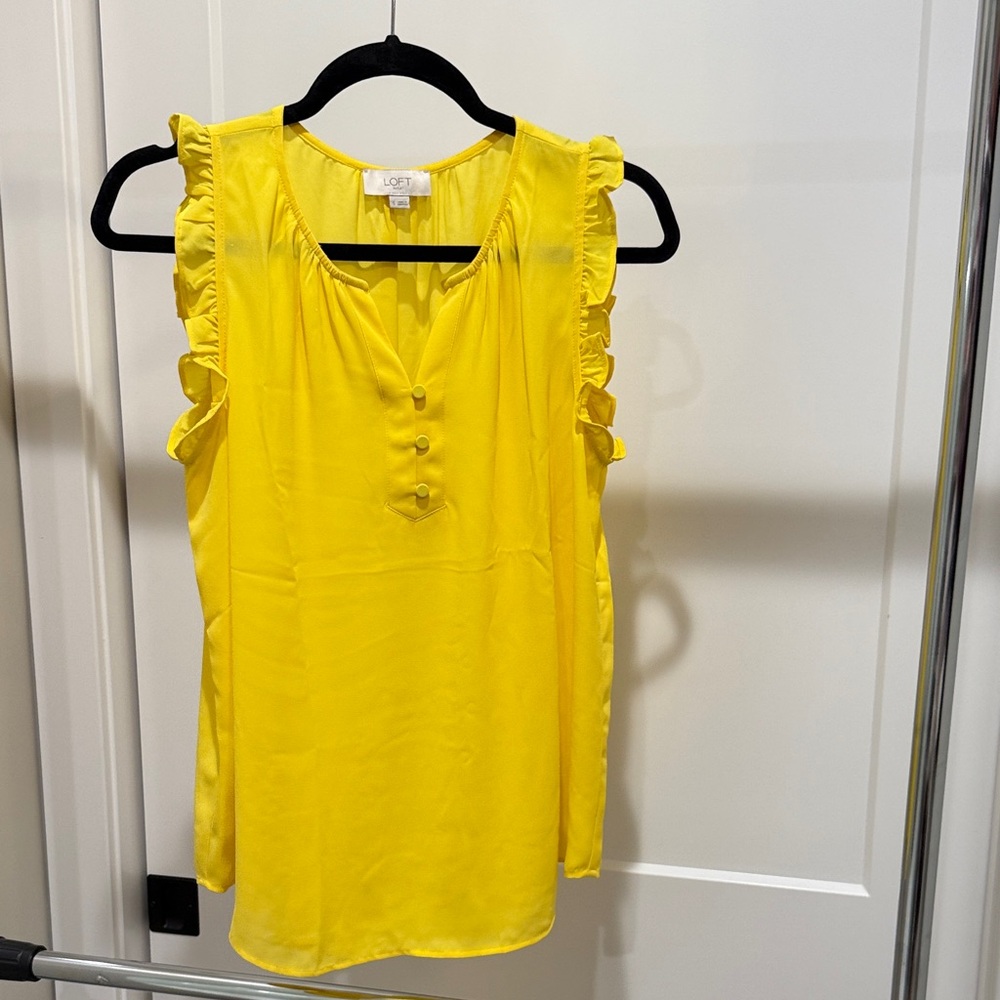 LOFT Sunny Ruffle Sleeve Blouse